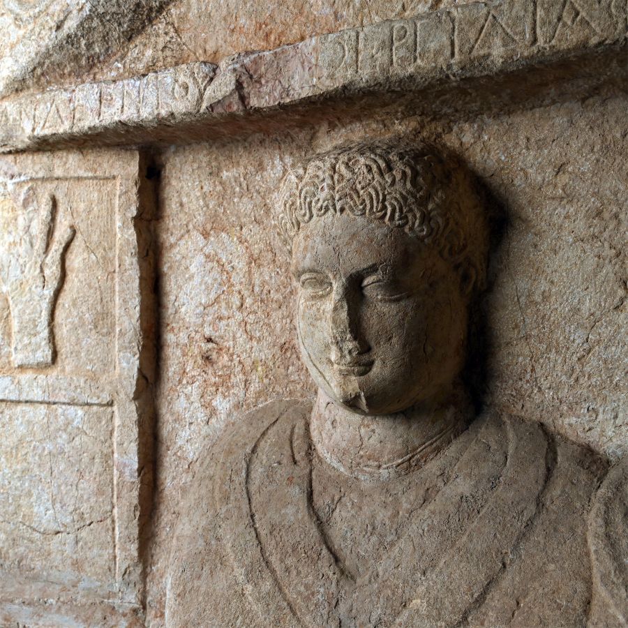 Monumental Roman Marble Funerary Stele to Senator Apellinarius and Kallisti