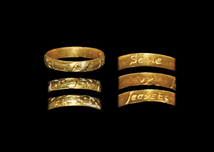 Post Medieval Gold 'Seale vr secrets' Posy Ring with Heart Motifs