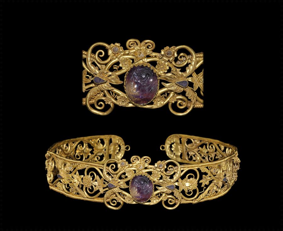 Greek Gold 'Pontic Aristocratic' Diadem with Gemstone