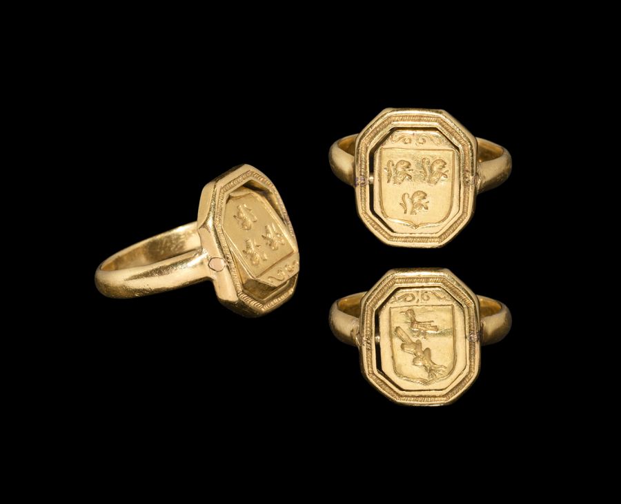 Post Medieval Gold Elizabethan Heraldic Swivel Ring